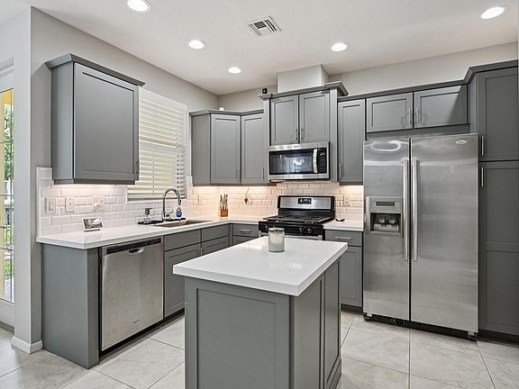 3rd image of 12431 NW 32nd Manor