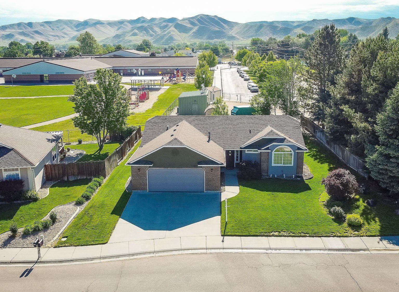 gem　1120 1120 Gem Stone Way, Emmett, ID 83617 | Zillow