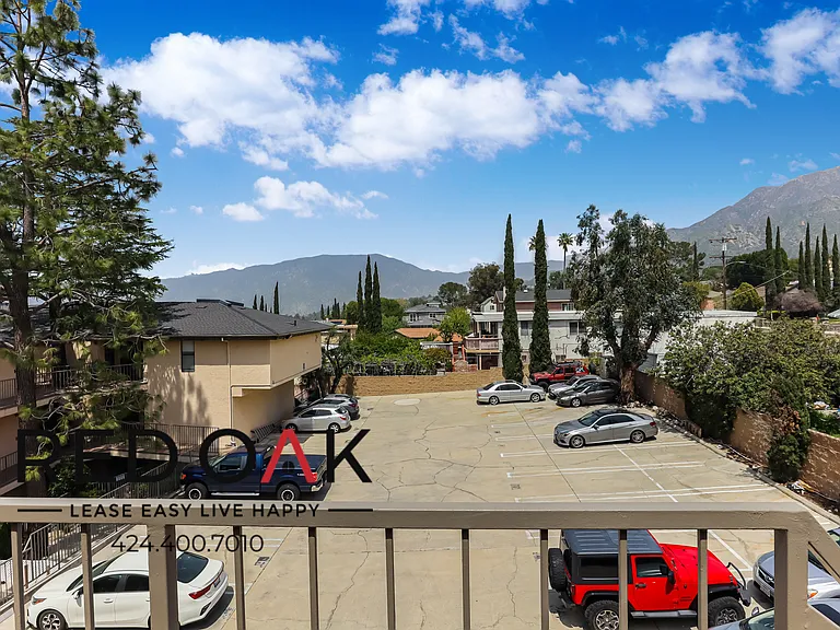 10304 Tujunga Canyon Blvd — Photo 14