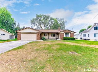 1227 Port Sheldon St, Jenison, MI 49428