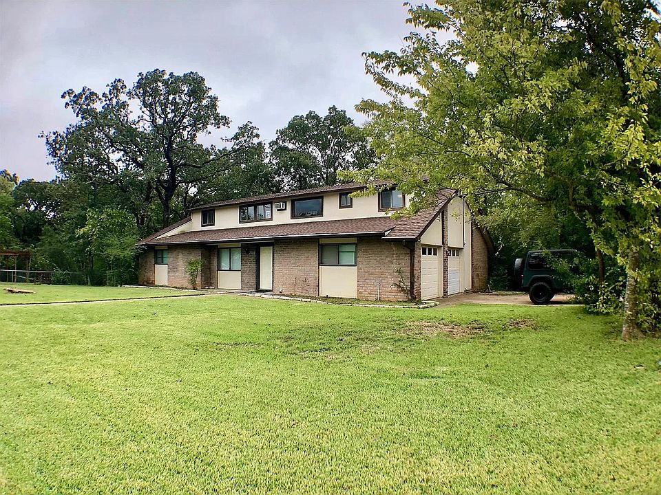 1st image of 1200 Merry Oaks Dr