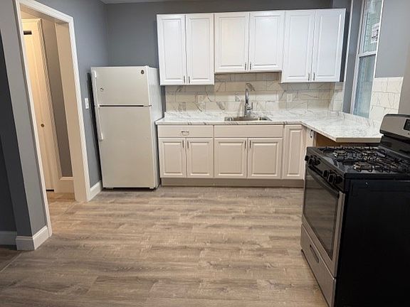 3rd image of 22 Prospect St APT 3