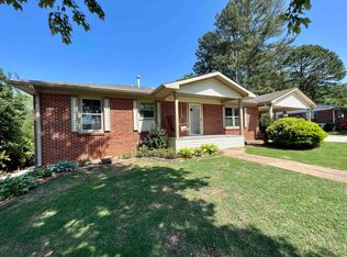 166 Chaparral Dr, Florence, AL 35630