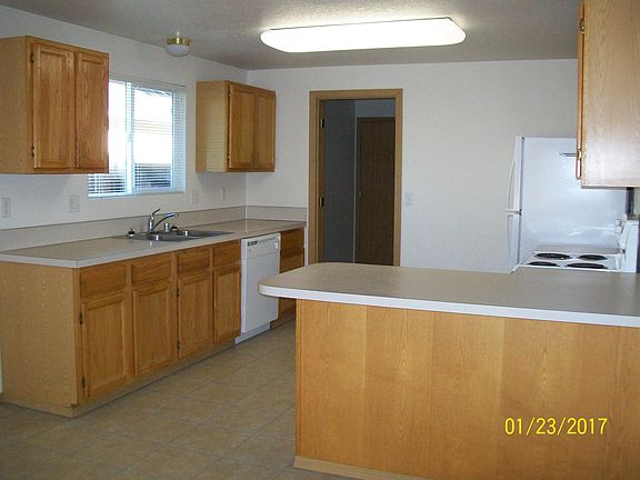 5th image of 2855 Muriel Ct SE