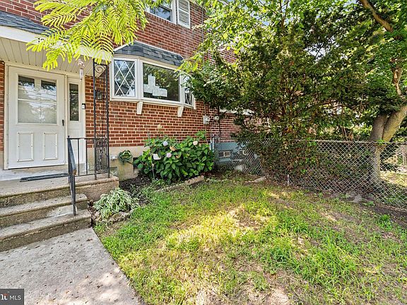 3rd image of 1239 Lake Shore Dr