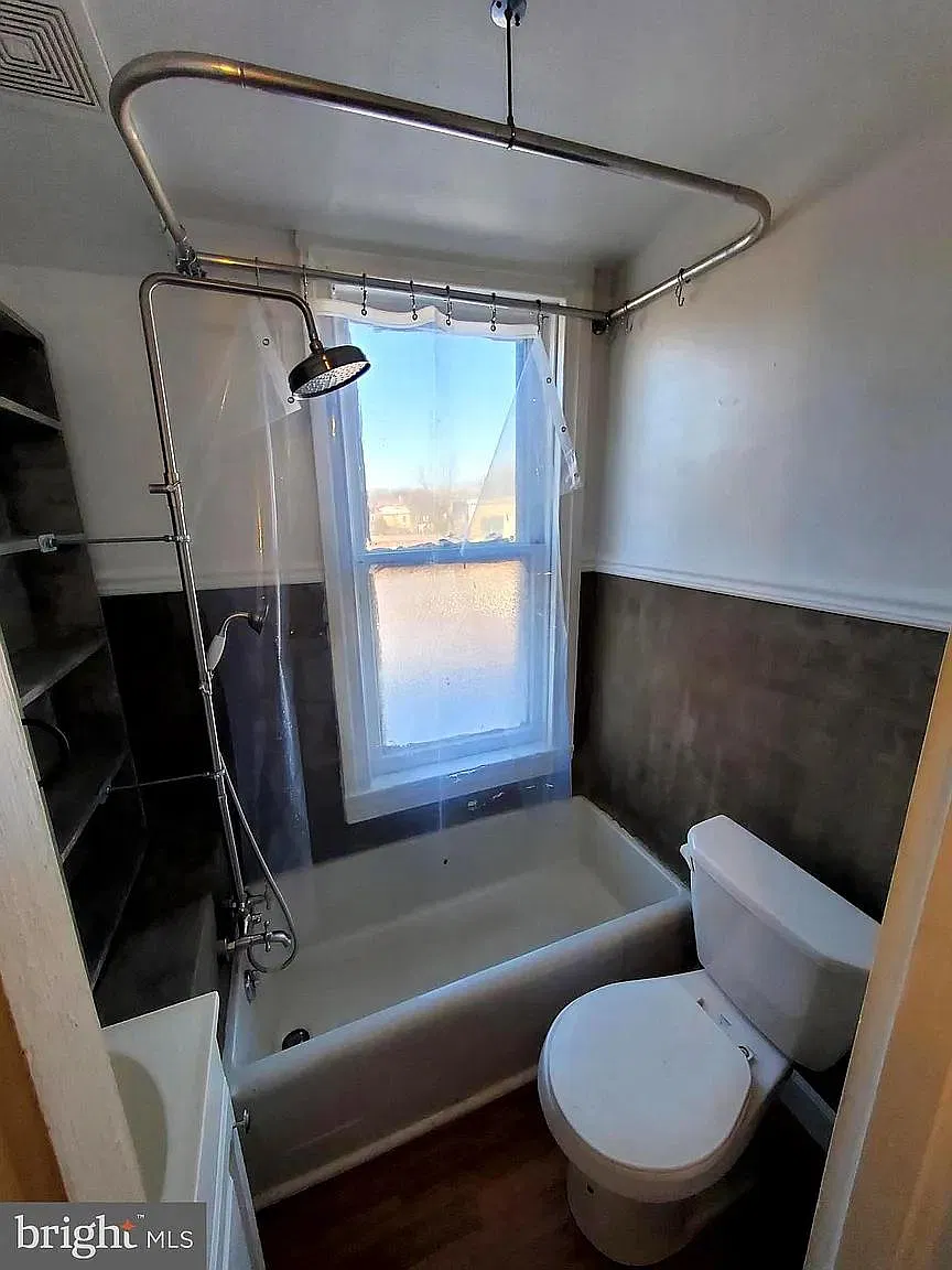 1 bed, 425 sqft, $825 — Photo 2