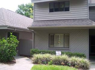 101 Old Mill Pond Rd, Palm Harbor, FL 34683