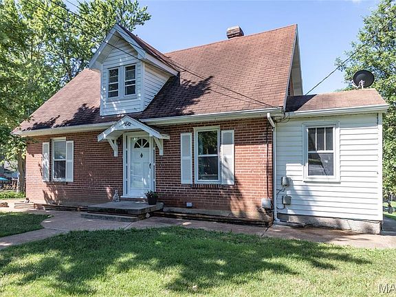 2nd image of 3542 Longview Dr