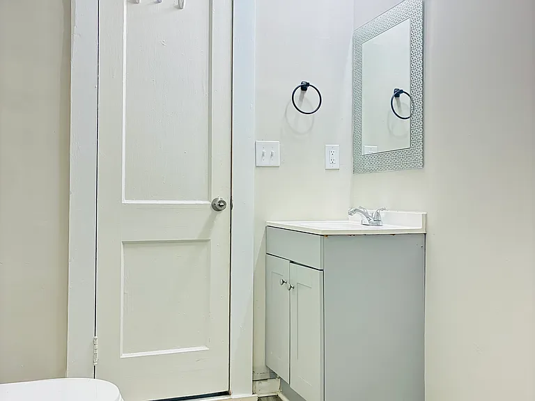 602 Park Ave — Photo 21