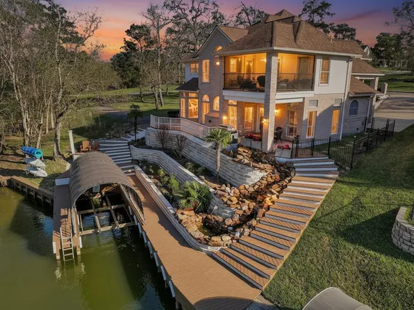 6087 Longmire Trl, Conroe, TX 77304
