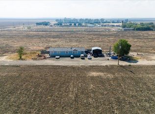 20904 Adobe Rd, Bakersfield, CA 93307