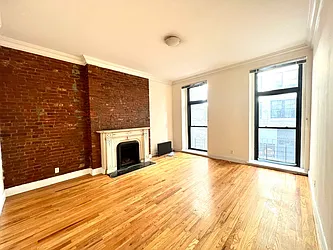 Rented by Nolita Group