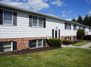 138 Clover St APT 8, Martinsburg, WV 25404