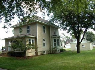 317 Plummer Ave, Chadwick, IL 61014