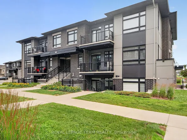 45 Overberg Way #H, Ottawa, ON K2S 0W1