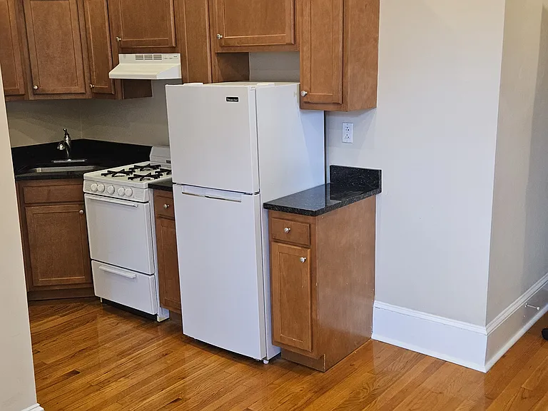 1197 Commonwealth Ave #9 — Photo 7
