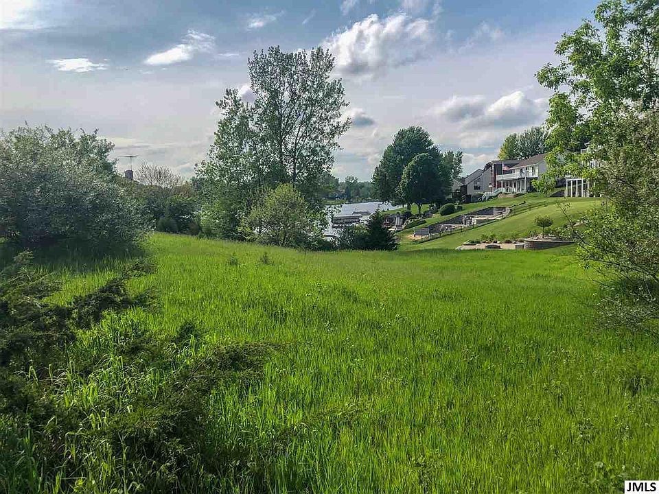 2nd image of 10668 Somerset Rd