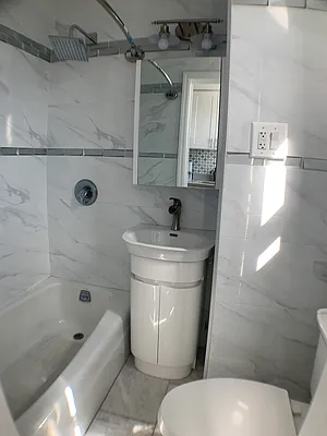 Rented by Capri Jet Realty Corp | media 19