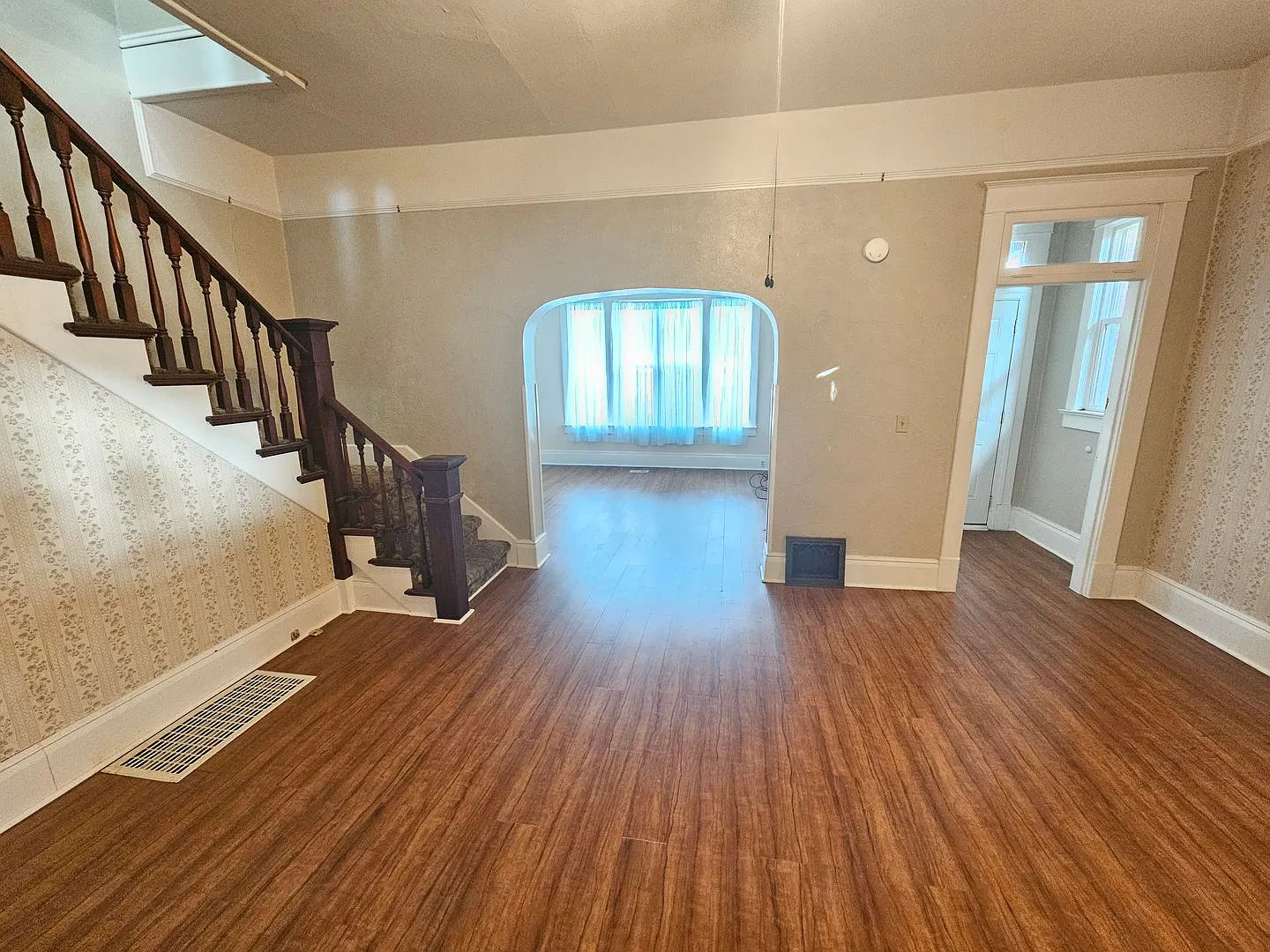 908 N Ave — Photo 3