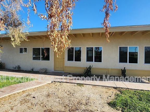 3rd image of 78725 Avenida La Fonda Unit 1
