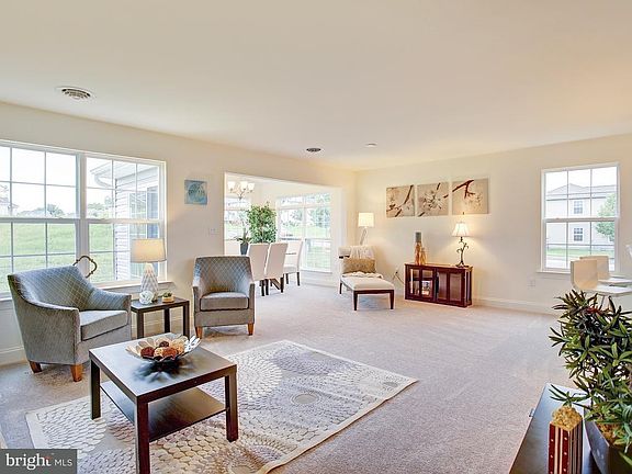 3rd image of 1118 Park Ave