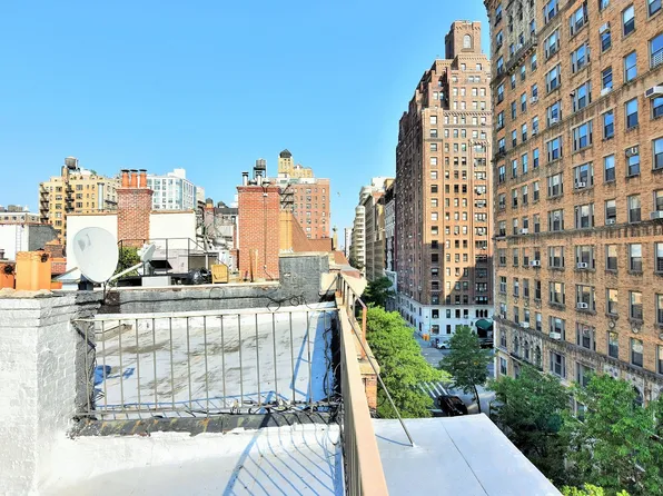 309 West 76th Street image 19 of 21