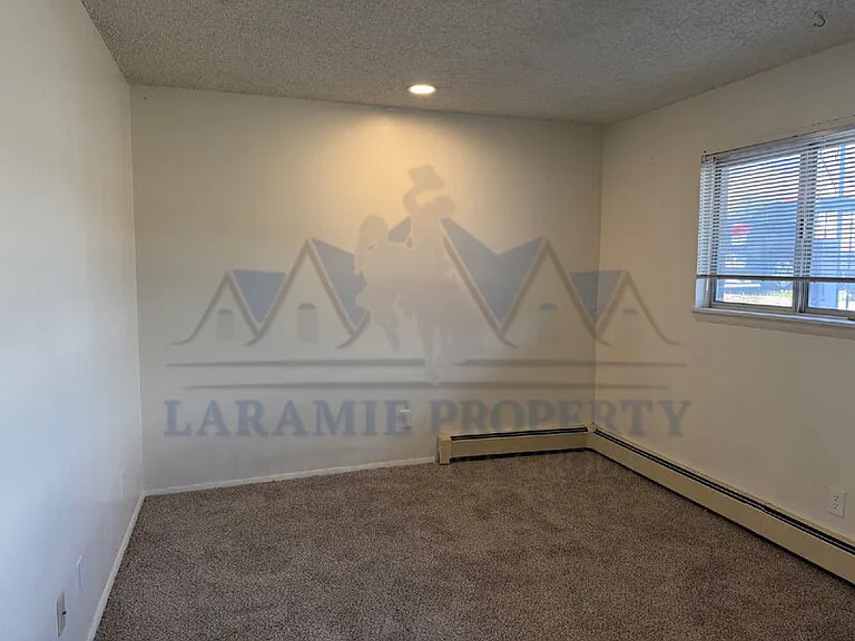706 Downey St #28 — Photo 3