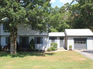 70 Cobblestone Ter, Cranston, RI 02921