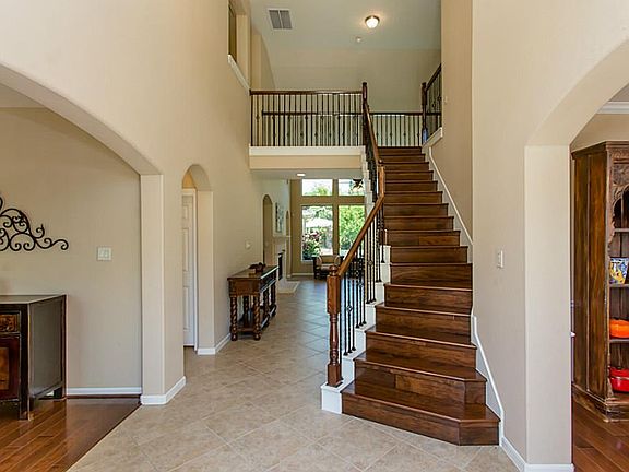 4th image of 1014 Woodcreek Cove Ln