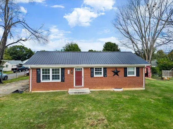 133 West Ave, Dublin, VA 24084
