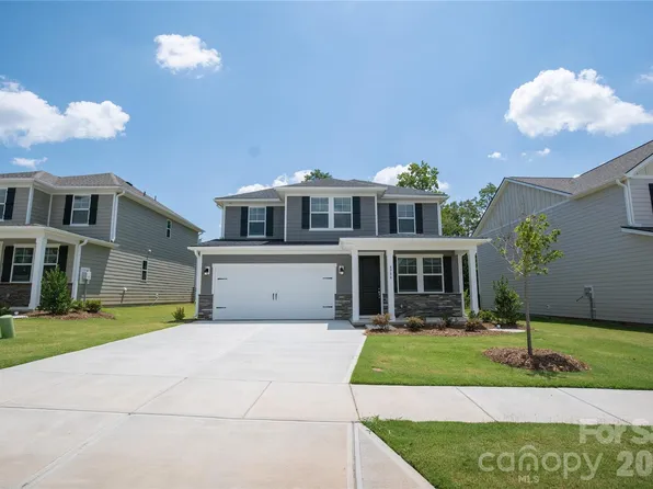 4986 Twin River Dr, Denver, NC 28037