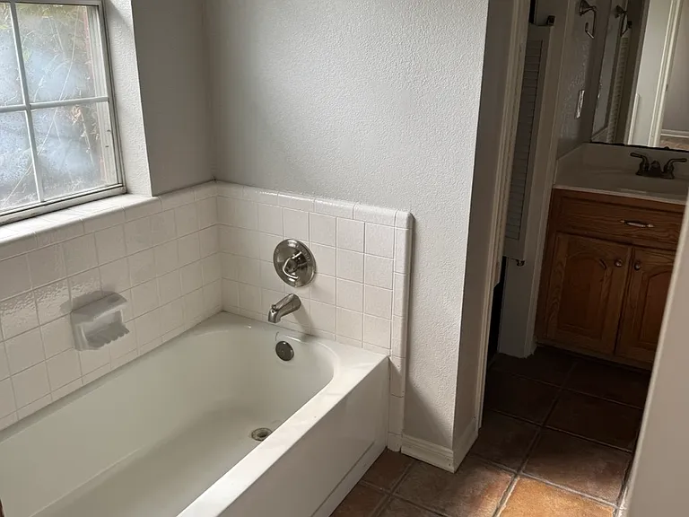 929 Crested Butte Dr — Photo 3