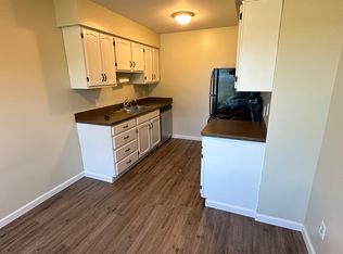 3900 N Saginaw Rd #3902, Midland, MI 48640