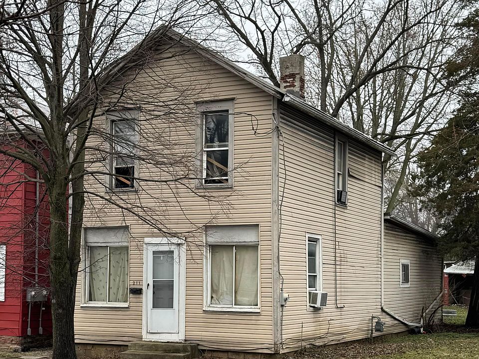 1st image of 211 E Central Ave
