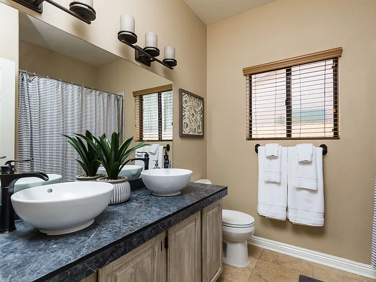 5821 E Aire Libre Ave — Photo 30