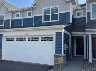 6231 205th St N, Forest Lake, MN 55025