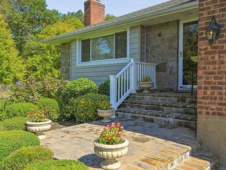 41 Eaton Rd — Photo 26