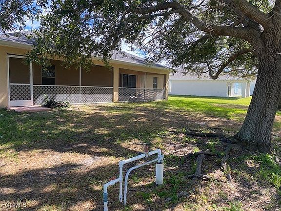 3rd image of 4218 NE 20th Ct #4218