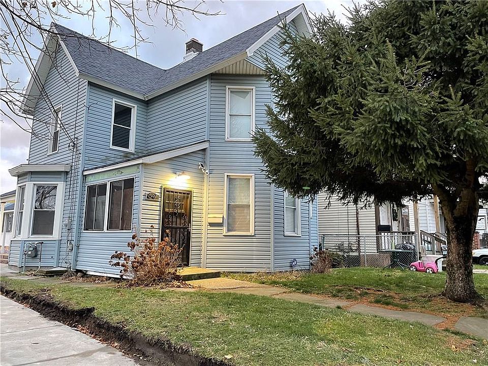 1st image of 647 E 21st St