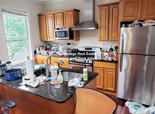 113 5th St #113X, Cambridge, MA 02141