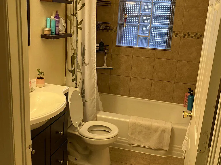 315 Gordon St — Photo 9