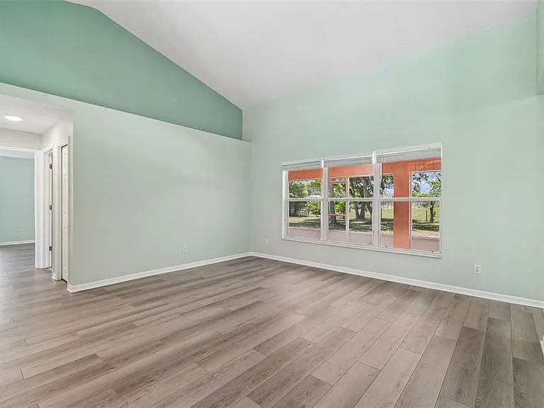 9619 Springbrook Dr — Photo 14