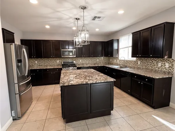 10593 Hamdem Ave, Las Vegas, NV 89129