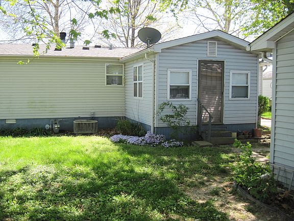 Back of house extra room.