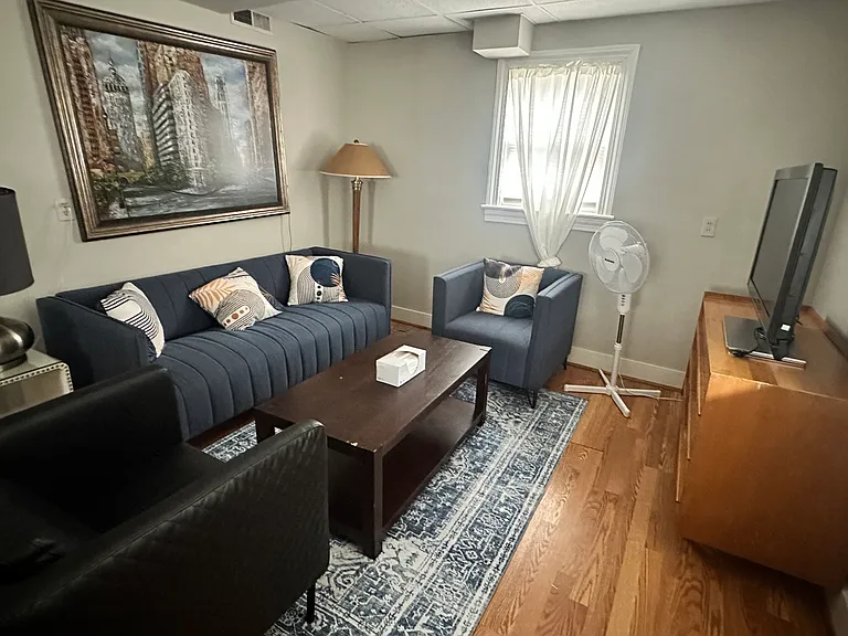 101 S Sunset Dr — Photo 6