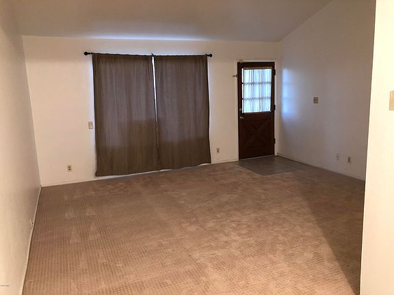 2nd image of 6508 S Lakeshore Dr Unit B