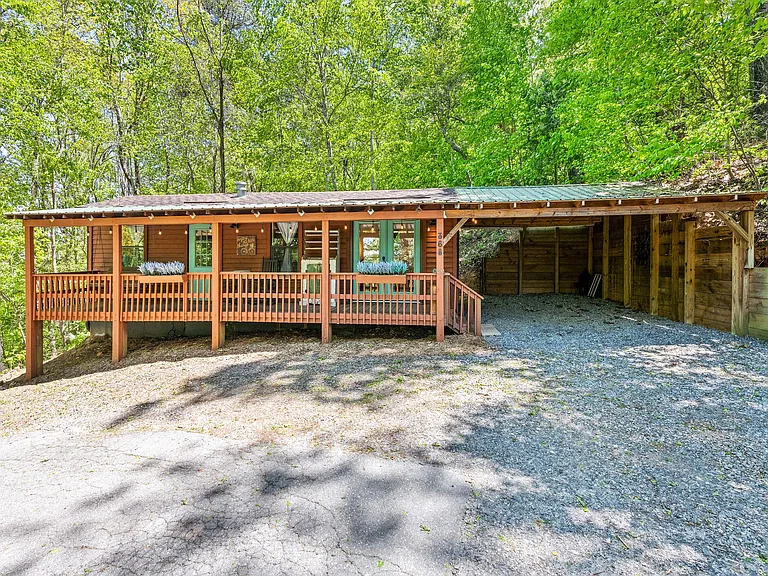 368 Buckeye Access Rd — Photo 2