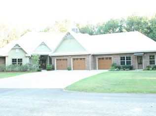 976 Stump Ridge Rd, Brandon, MS 39047