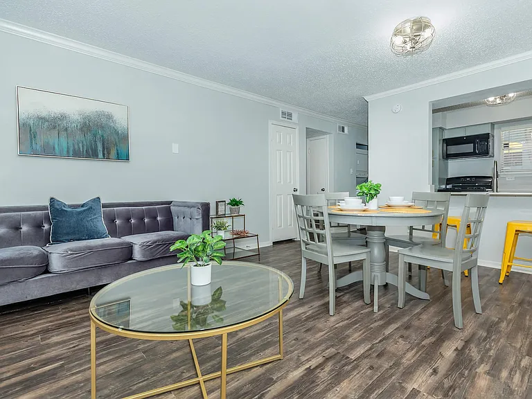 Galleria Flats Apartments — Photo 50