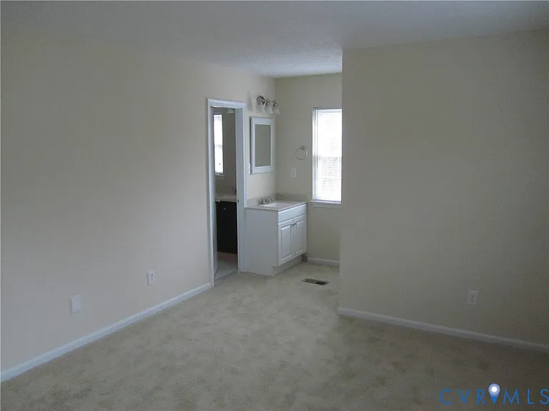 1543 Heritage Hill Cir #END — Photo 8